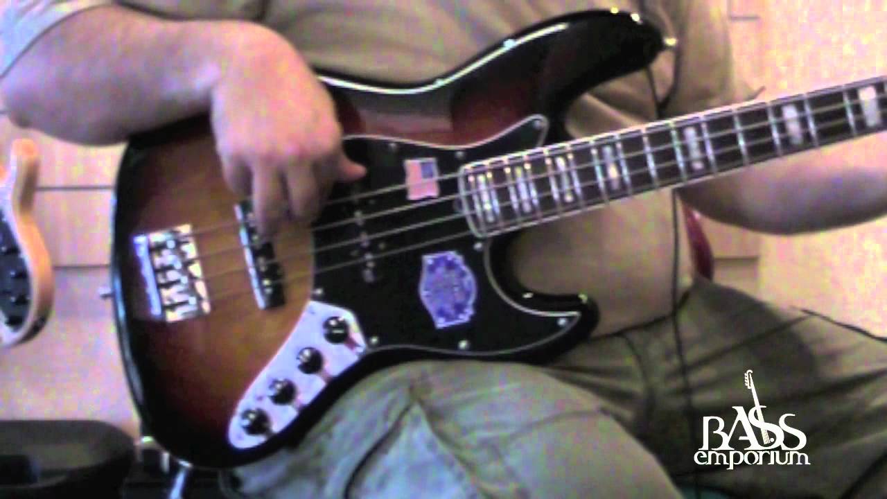 Fender American Deluxe Jazz Bass Demo