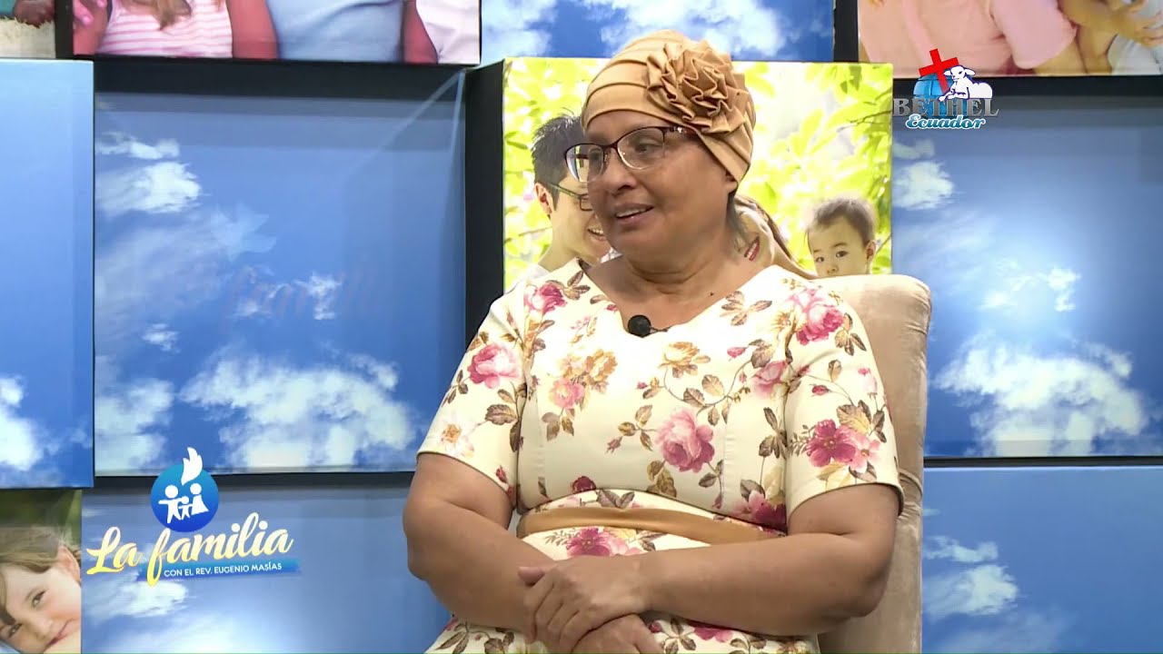 SERVIMOS A UN DIOS VIVO - HNA. MARIA ROSA AGUILAR DE MASIAS