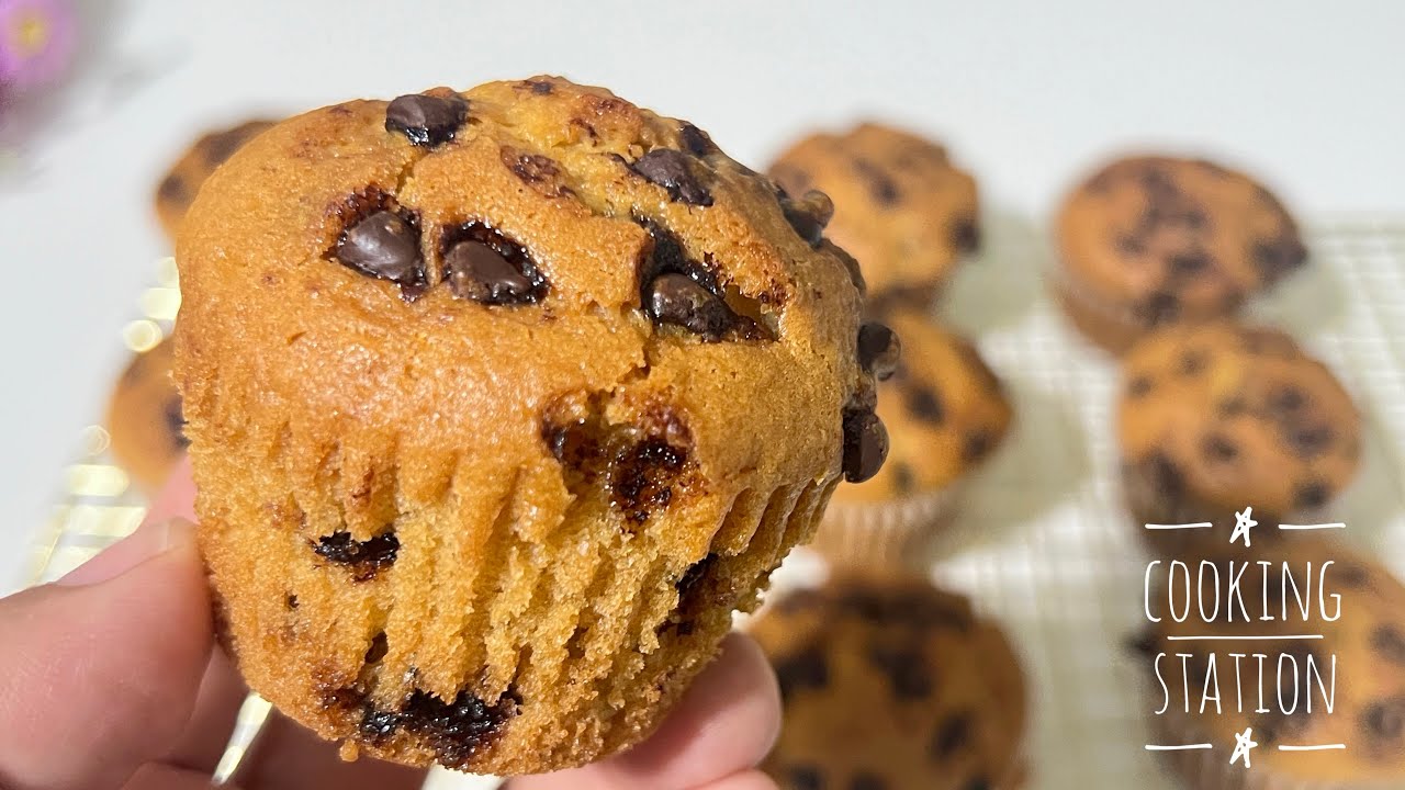 Stop Making Dry Muffins! Soft Chocolate Chip Muffins Anyone Can Make (Easy Recipe)