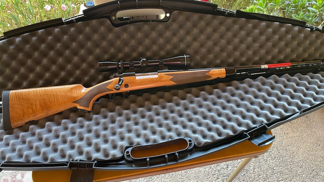 New Rifle First Shot. Maple Winchester Model 70 Super Grade .270 win New Leupold Scope, Then 400yds.