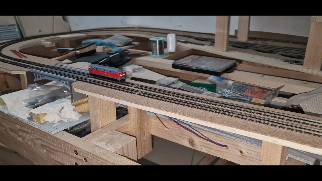 Testfahrt durch den Schattenbahnhof / Langsames Bremsen mit Selectrix / Modelleisenbahn Spur N