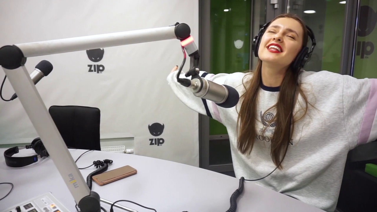 Ieva Zasimauskaitė - Aš galiu skrist (GYVAI @ZIP FM)