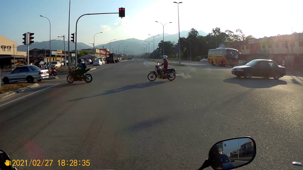 ride from jementah town to segamat town Part 1