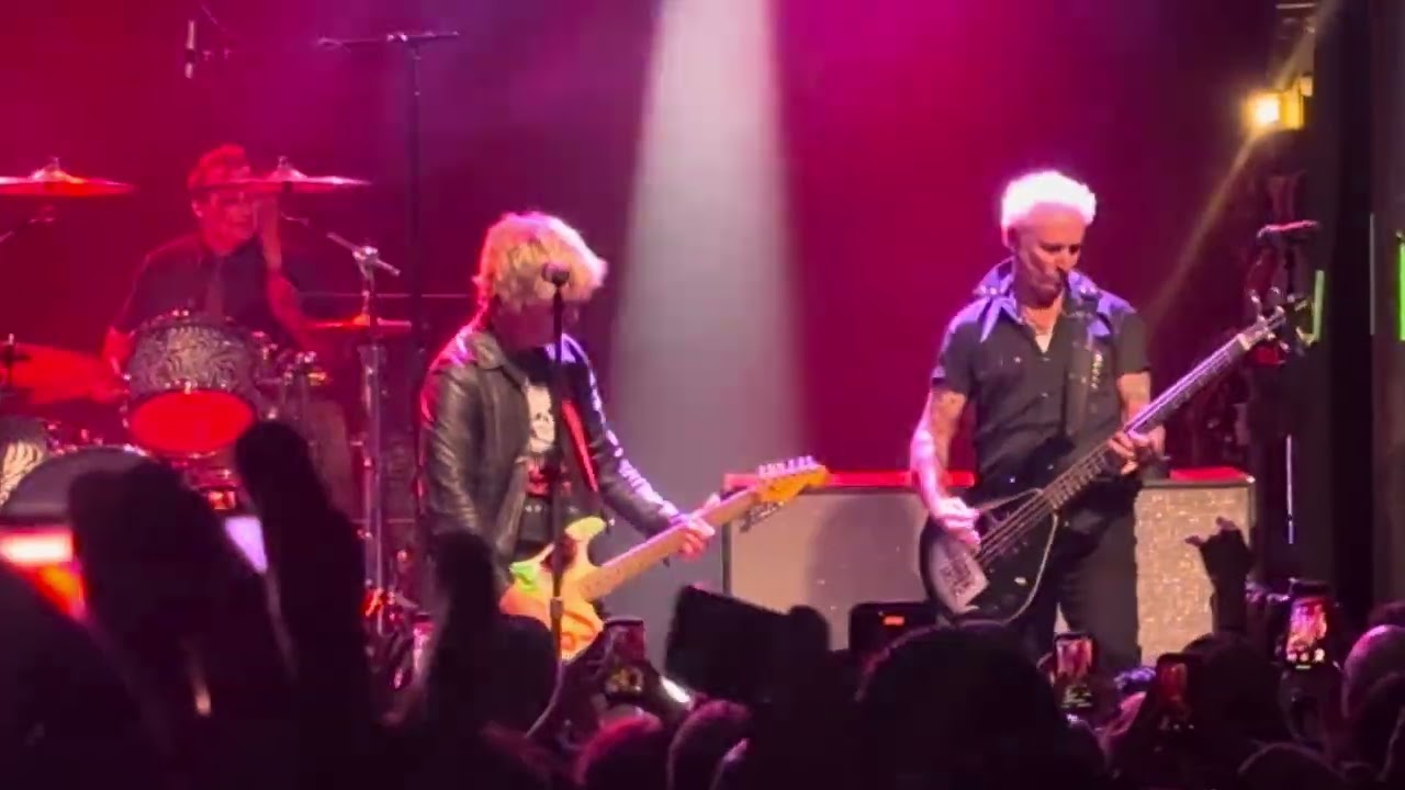 Green Day - Welcome to paradise 