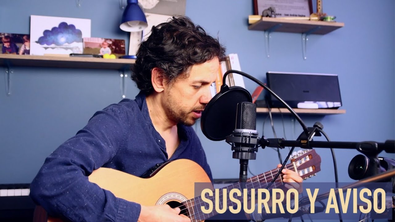 “Susurro y aviso“