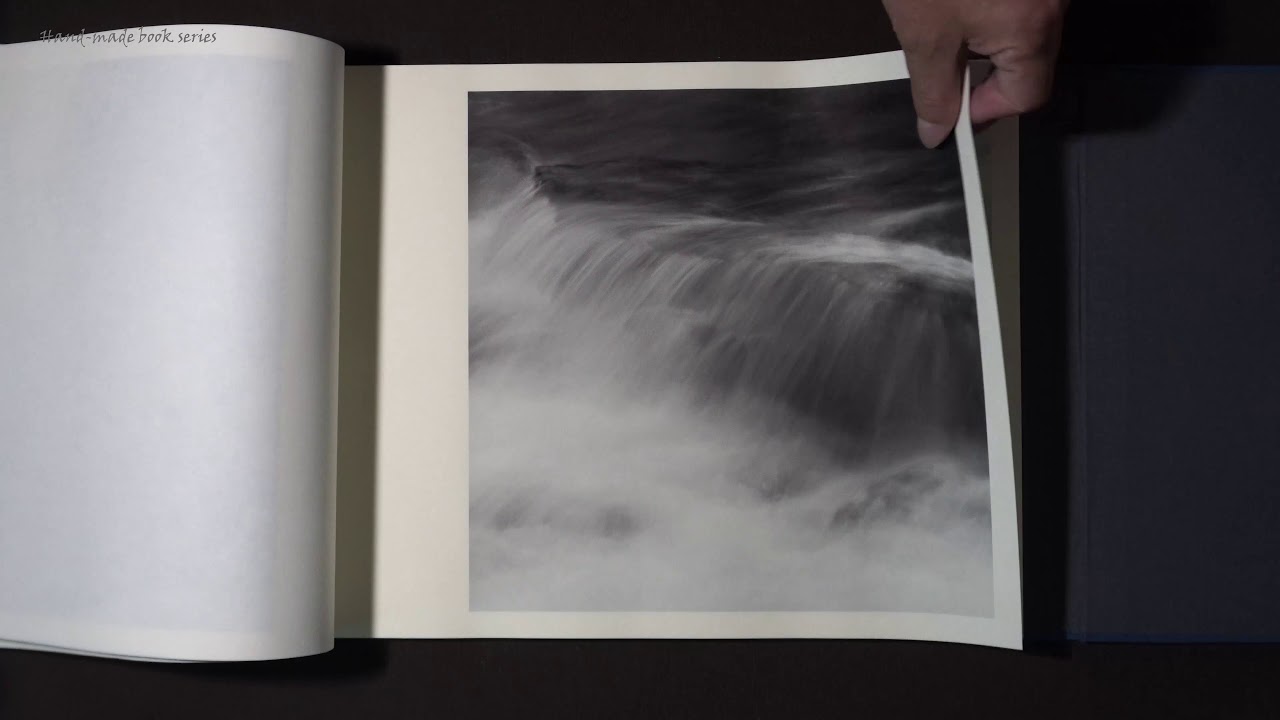 Handmade Book Series #5 : Byungjin Lee (이 병진), 'Sea, the Mum' (숨겨진 바다, 엄니)