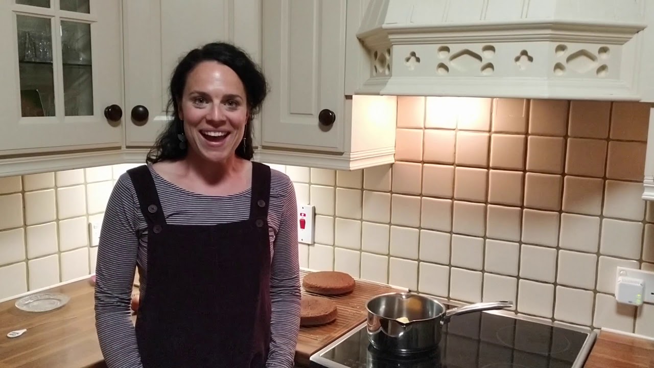 How to make delicious Chocolate Cake!