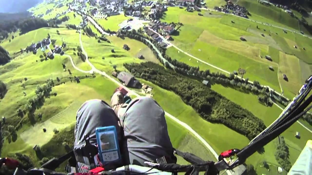 Gleitschirm Flug im Stubaital vom Elfer (no stress)