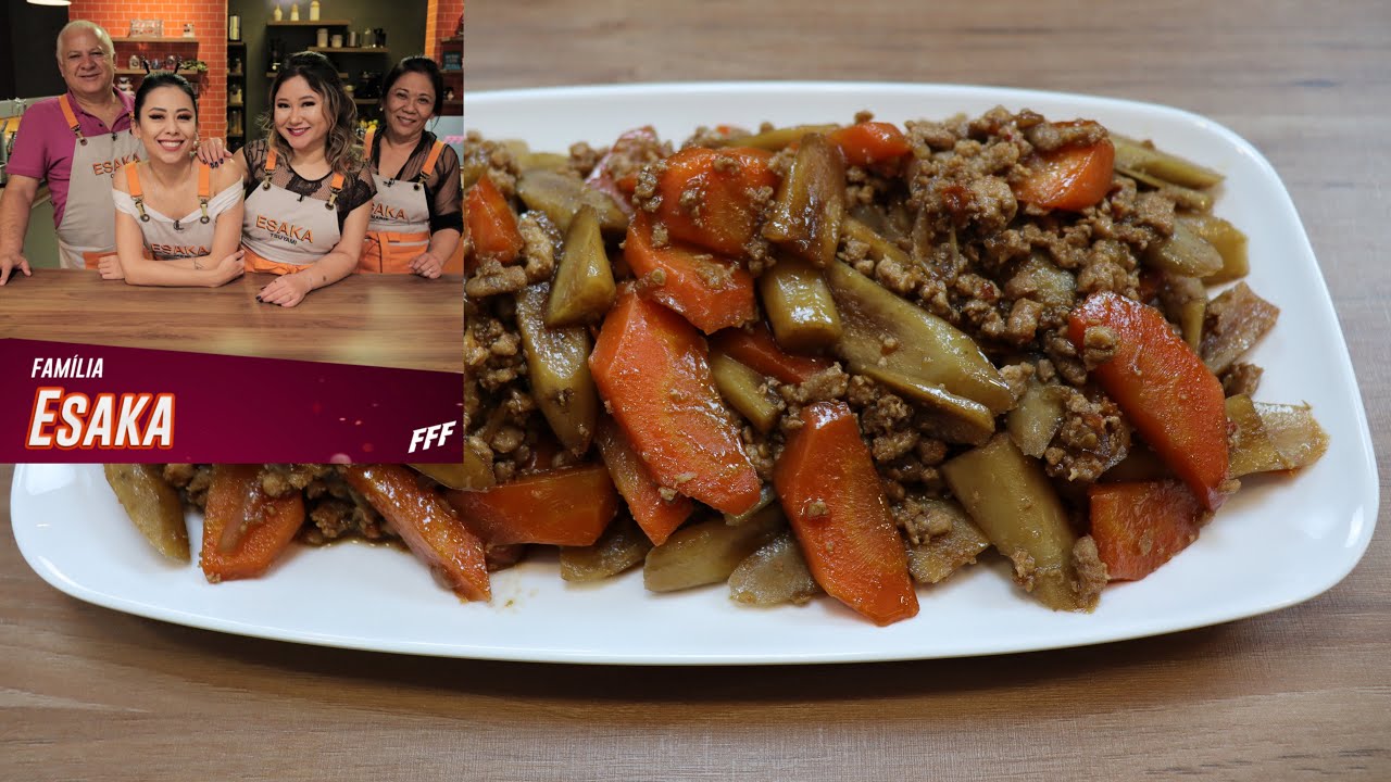 Carne moída suina a moda japonesa com Gobo (bardana)