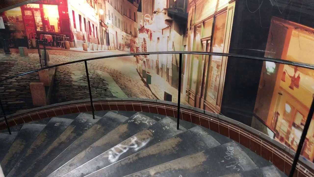 Paris Metro 12 - Abbesses