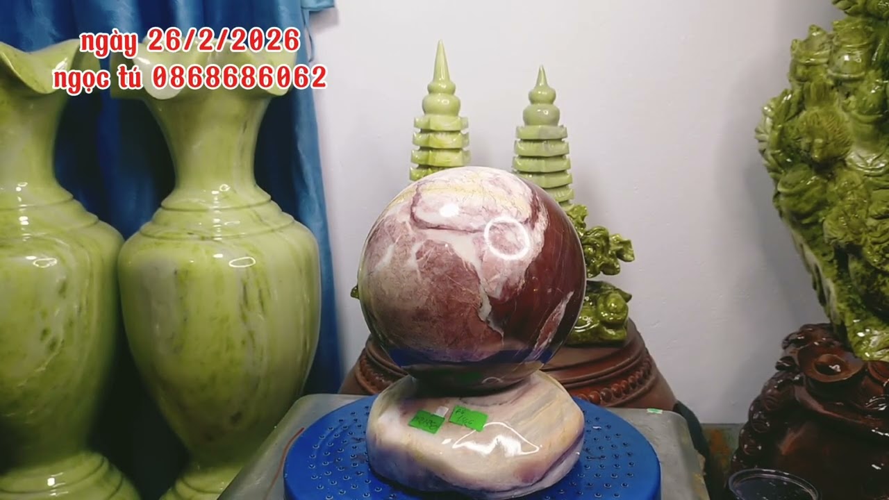 Khai xuân đầu năm nhiền mẫu đá tự nhiên