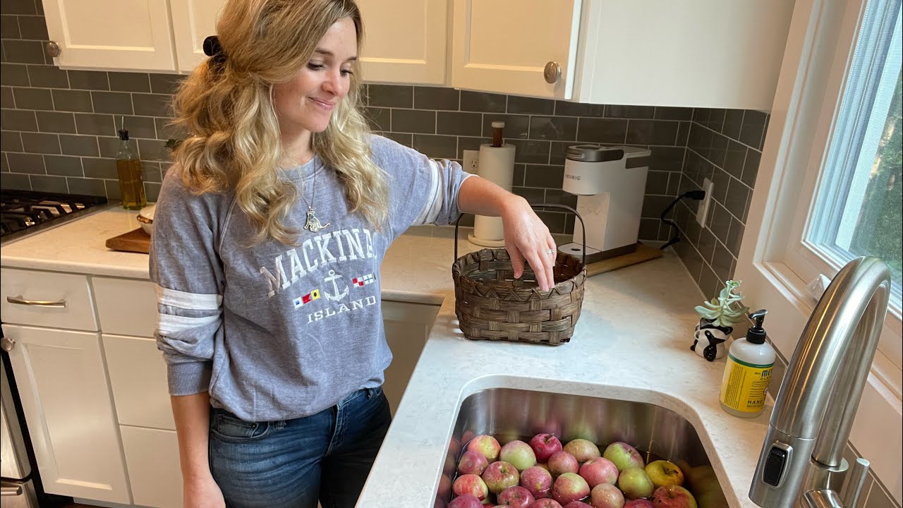 Замораживаем начинку для яблочного пирога на потом: что делать со свежесорванными хрустящими ябло...