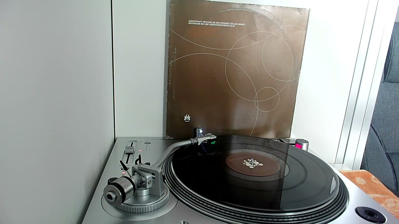 Hip Service - Badaboom Badabing (Original Mix)