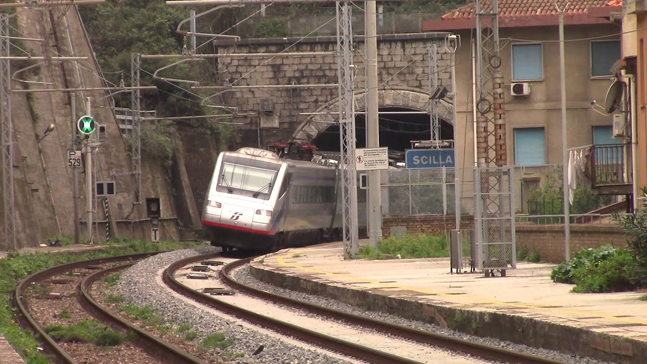 PRIMO FILMATO A SCILLA PER LA FB 9878 CON ETR 470..
