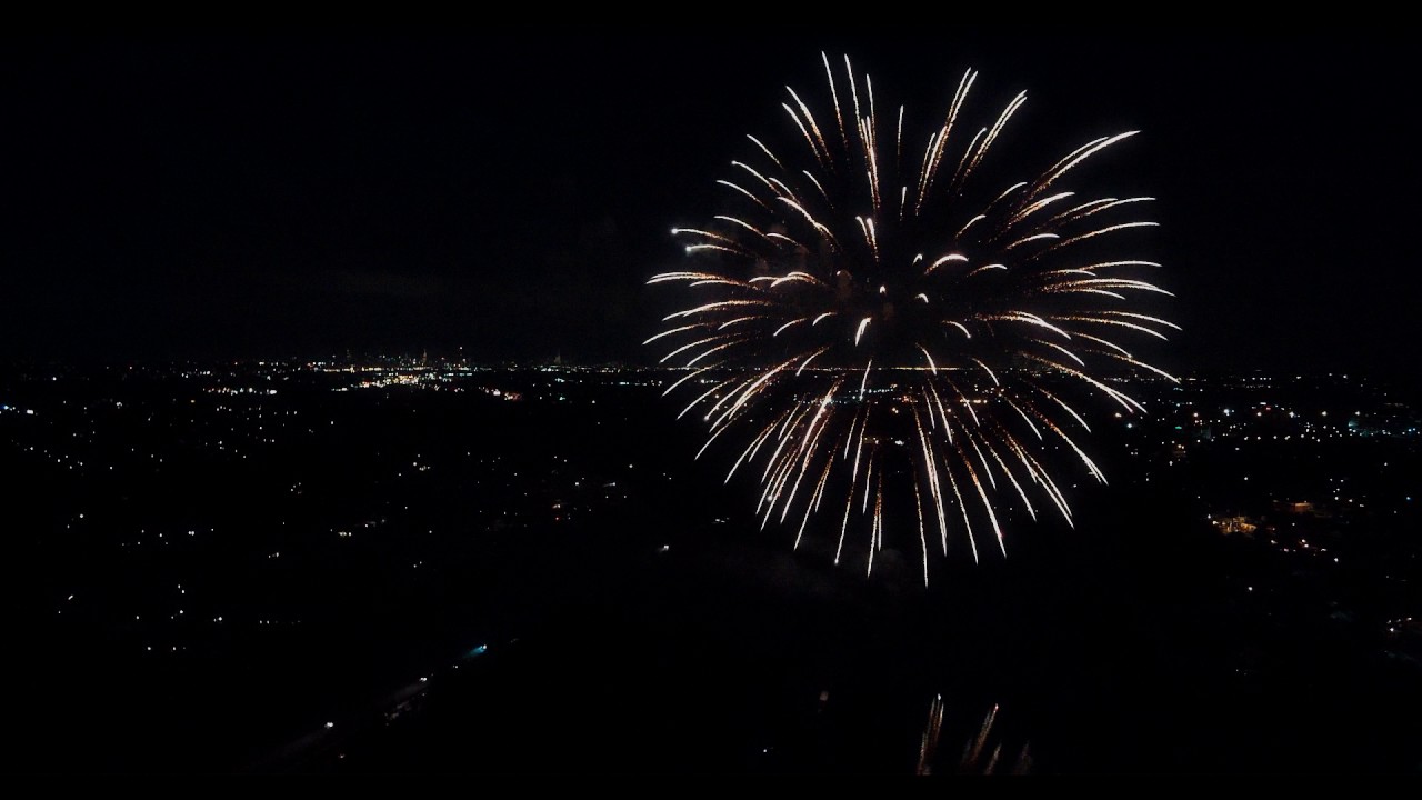 SADDLE BROOK NJ 2017 JULY 4th FIREWORKS DRONE SHOT
