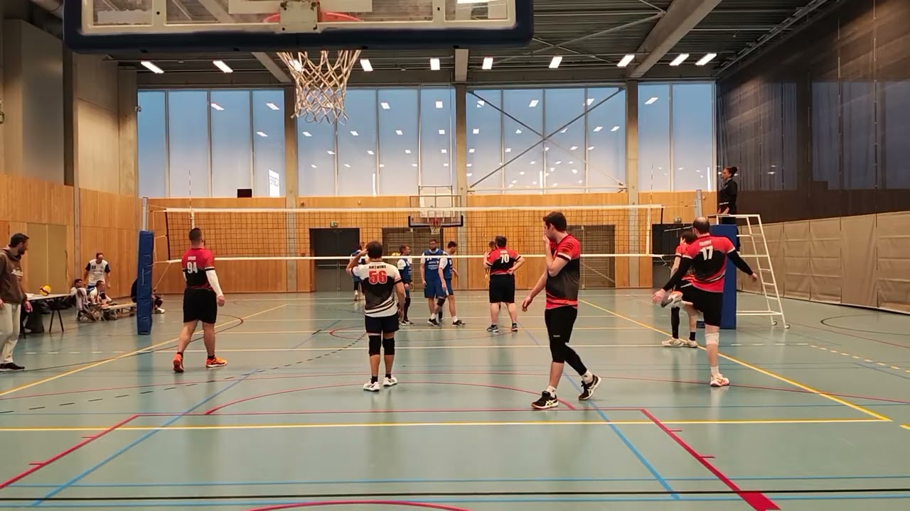 P2Hb PREMIERE MOORTEBEEK