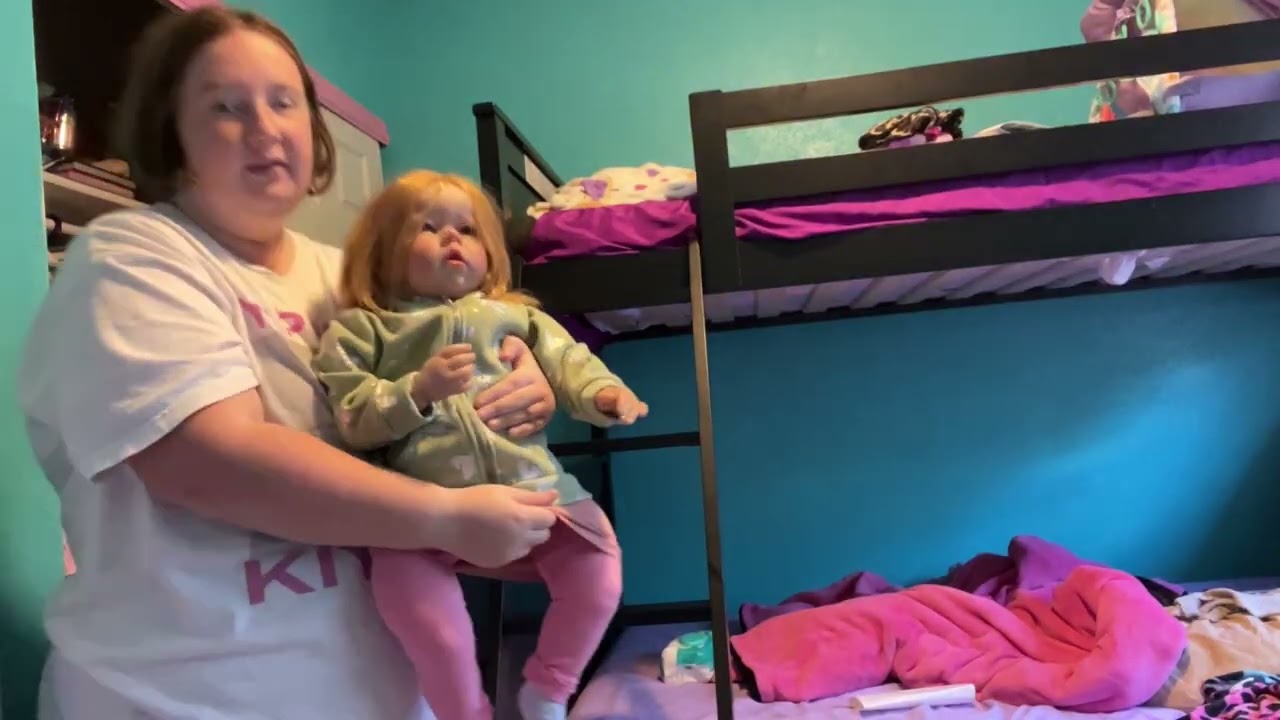 Day in the life of Savannah and potty training update 