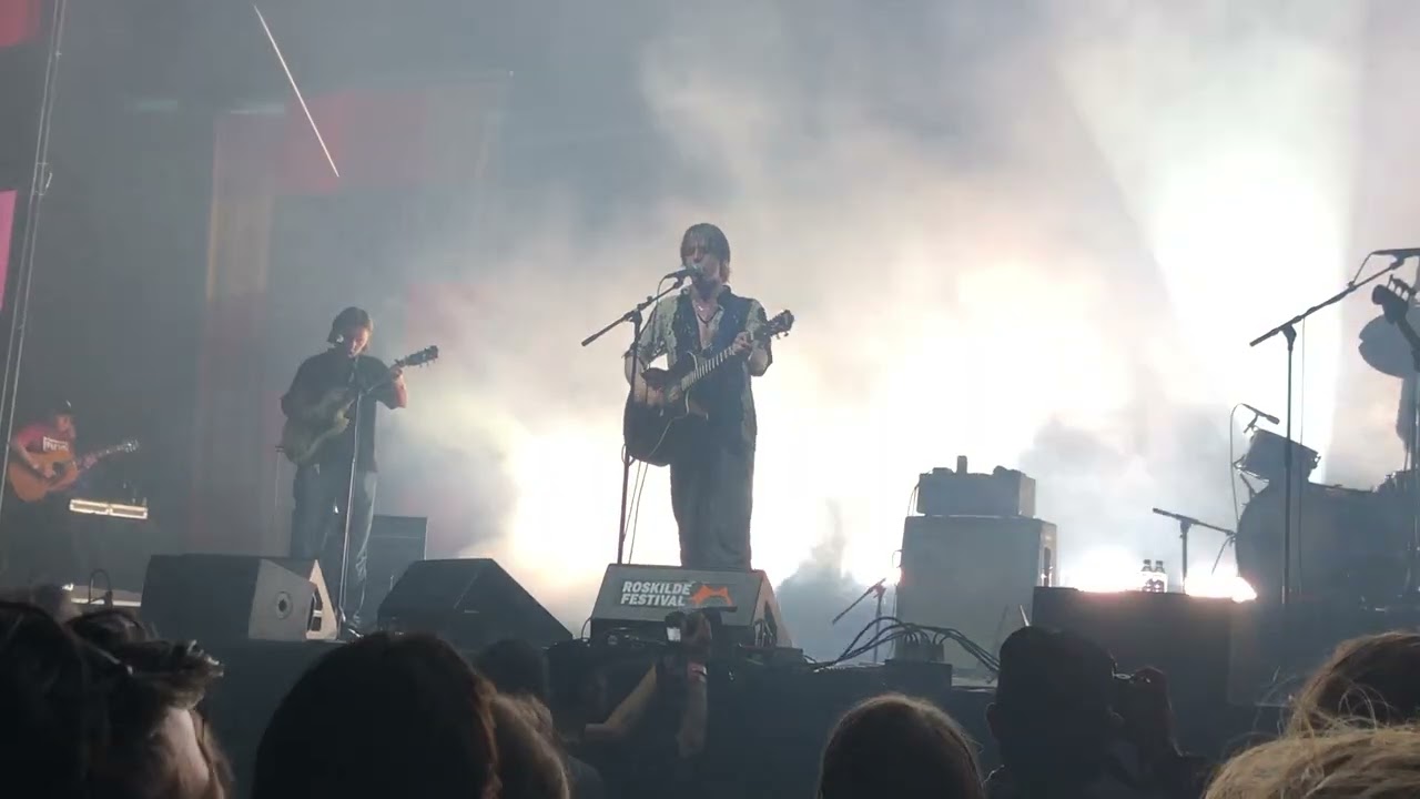 Roskilde Festival 2025 live Elias Rønnenfeldt