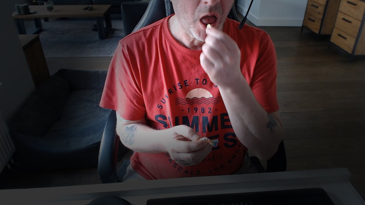 ASMR  EATING HARD CANDY 🍬 NO TALKING JUST THE SOUND OF CHEWING