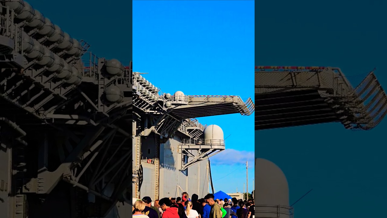 🇺🇸🫡BOARDING 🔱🇺🇸USS Iwo Jima (LHD-7) Wasp-class amphibious assault ship, Speed 22 knots 25 mph