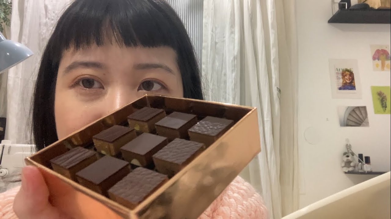 バレンタインだしピエールマルコリーニのチョコレイトでも買ってみようかと