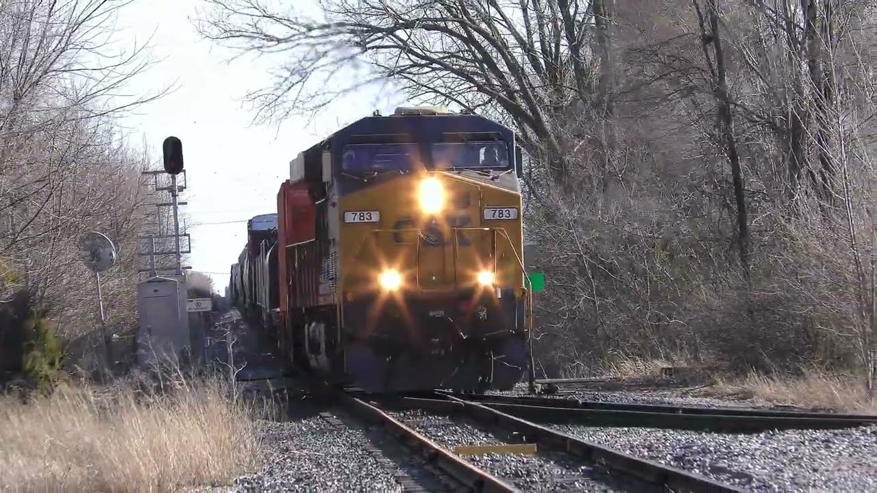 Scenes of CSX X642 with CSXT 783 and CSXT 1976 (CR Heritage Unit) in Monon, Indiana