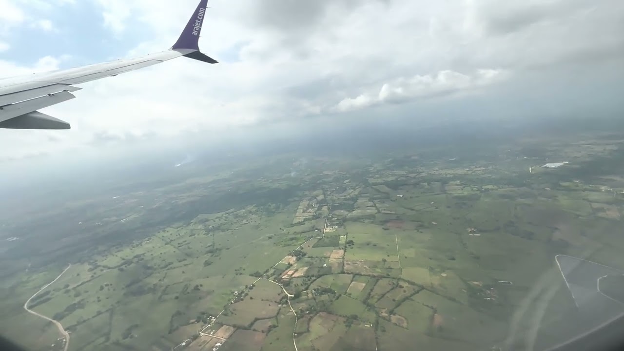 ATERRIZAJE EN SANTO DOMINGO, REPÚBLICA DOMINICANA. AEROPUERTO INTERNACIONAL LAS AMÉRICAS.