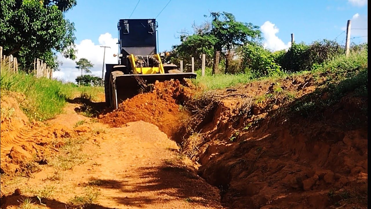 12D evo nas reformas de estradas 🇧🇷🚜