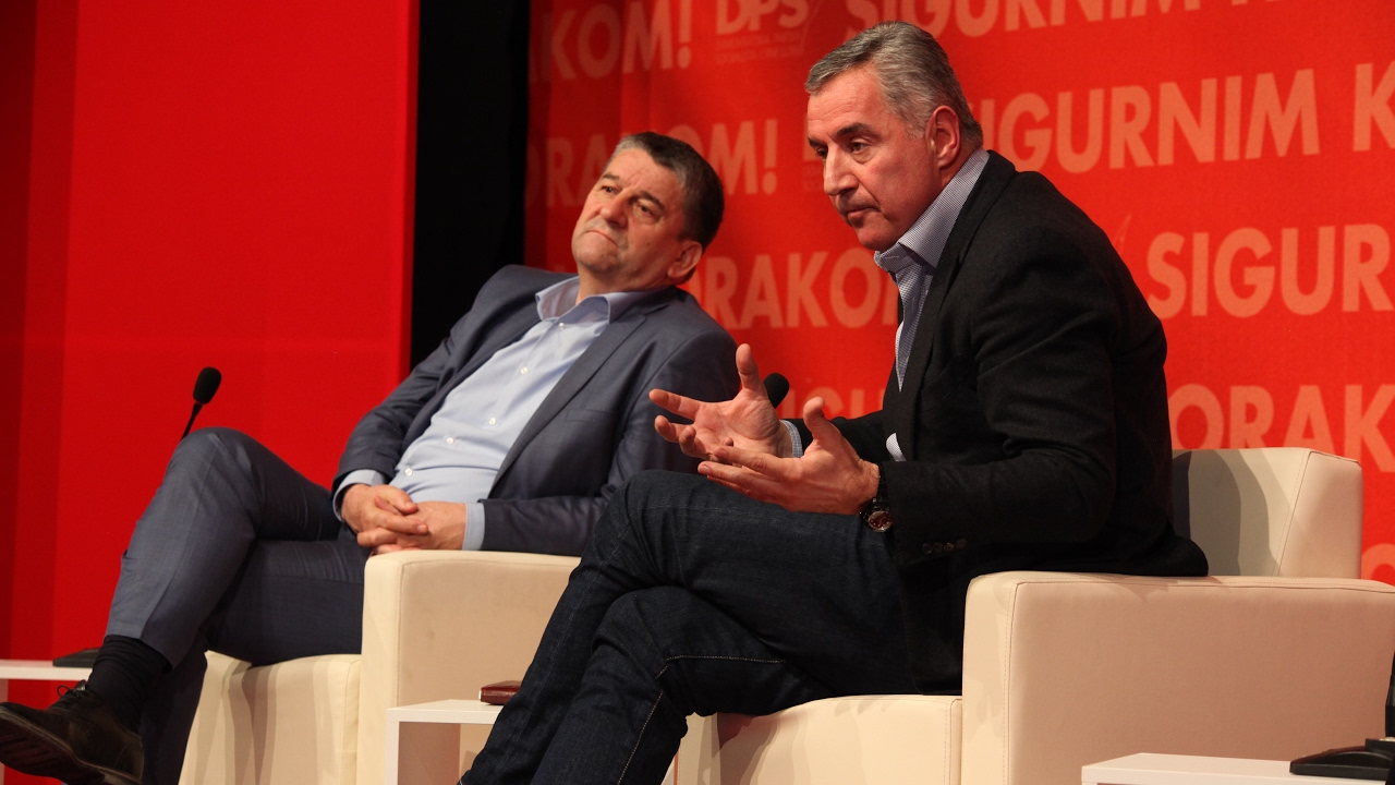 Odgovori Mila Đukanovića na pitanja mladih na tribini SM DPS Nikšić