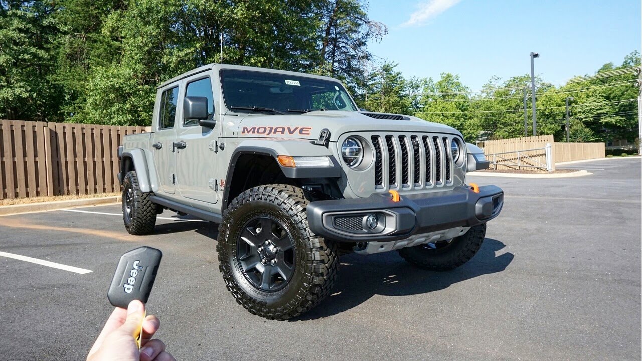2020 Jeep Gladiator Mojave: Start Up, Walkaround, Test Drive and Review
