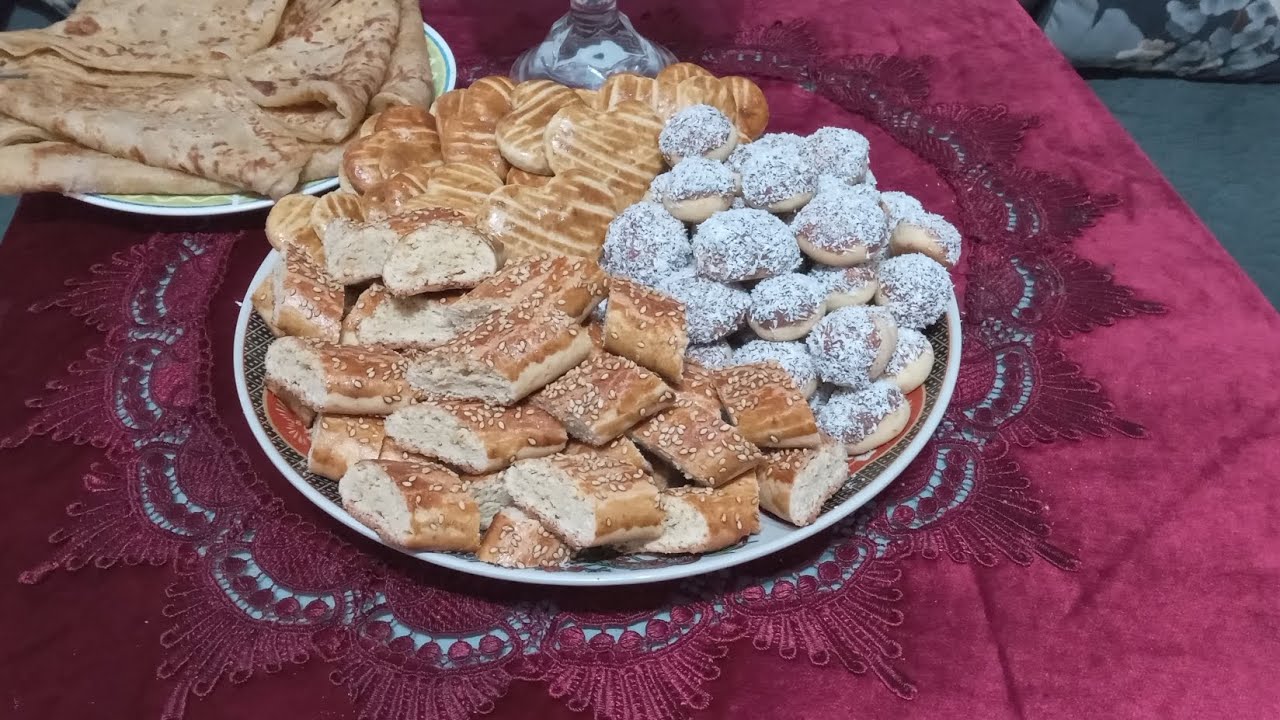 قهوه والحلوى دالعشية حسن من البقرة المشويه 