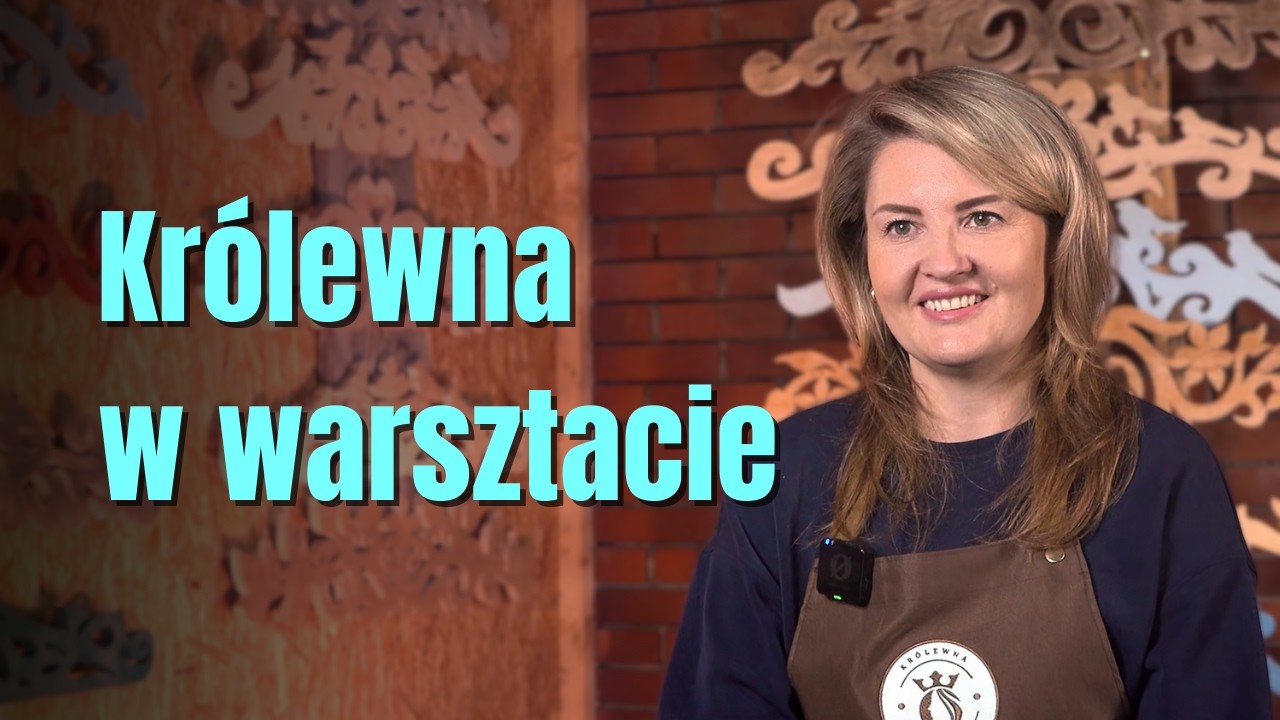 Rzeźbione zdobienia nadają prawdziwego wiejskiego charakteru. Królewnę z drewna i okna z duszą