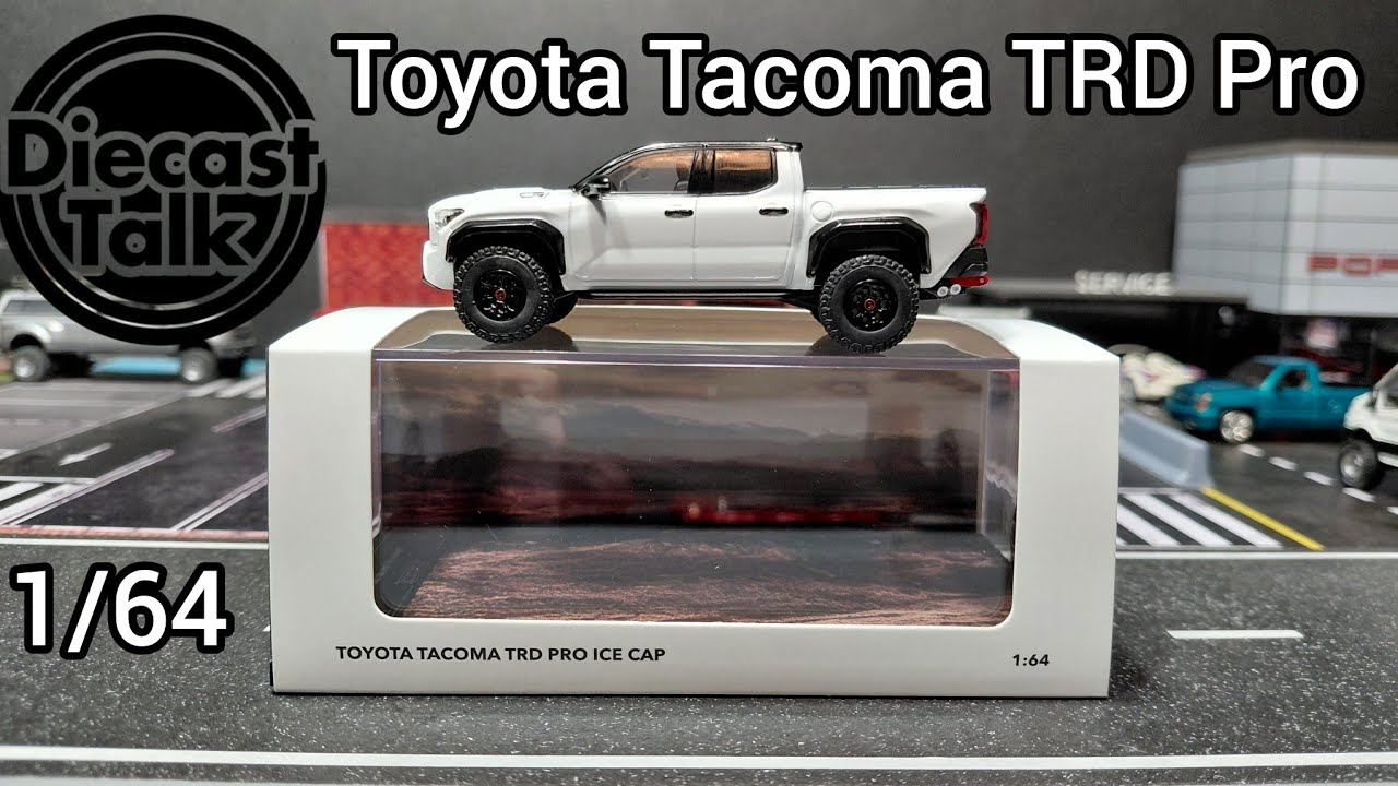 Распаковка и обзор модели DiecastTalk Toyota Tacoma TRD Pro (4-го поколения).