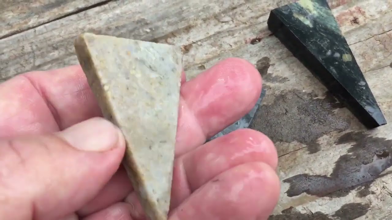 from rock to cabochon ...
