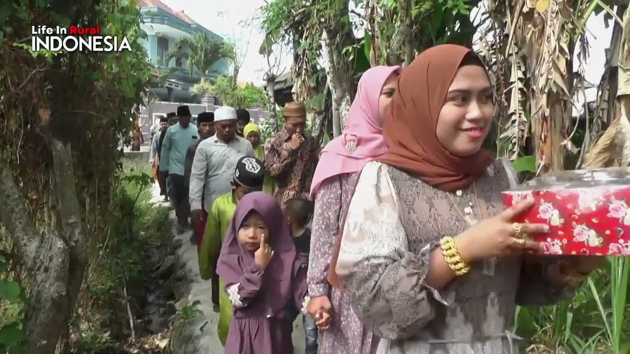 indonesian wedding muslim, in indonesia village, Madura east java