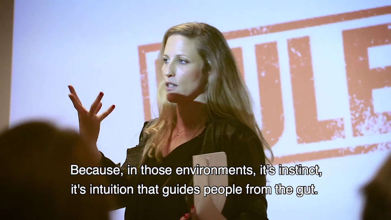 How to Hack the Israeli Culture: Rules // Citizen Café TLV // Learn Hebrew