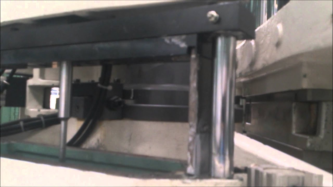 Aoki SBIII 250-LL-50 S Injection Stretch Blow Moulding machine (year 2005)