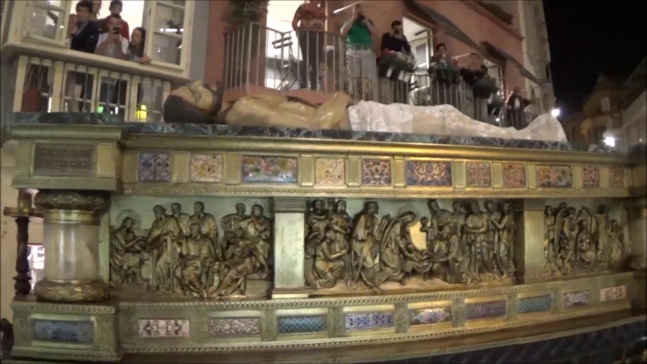 Hermandad de Santo Sepulcro en Plaza del Siglo Malaga 2017