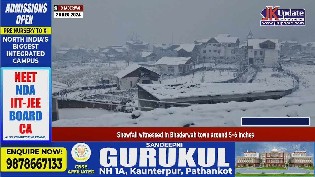 Snowfall witnessed in Bhaderwah town around 5-6 inches