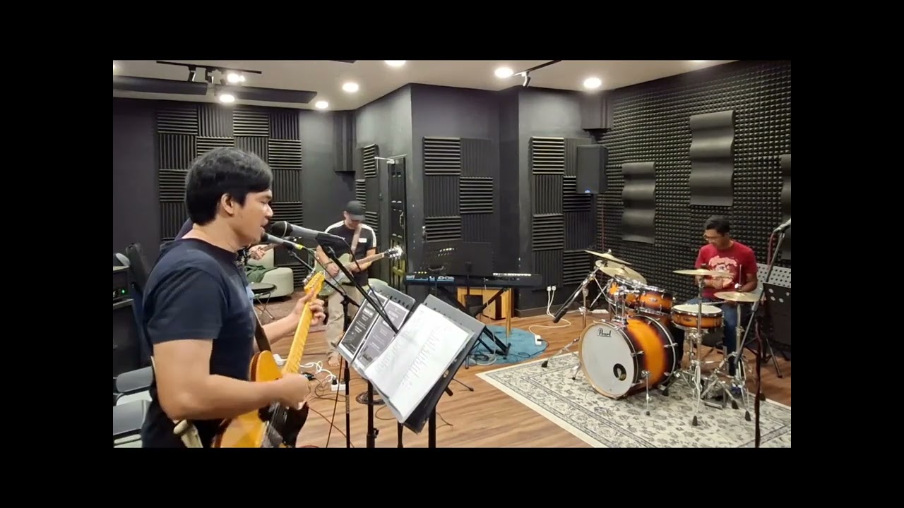 Sentuhan Listrikmu (M Nasir cover) - The Experimentals 16.02.26 @ Tujuan Studios, KD