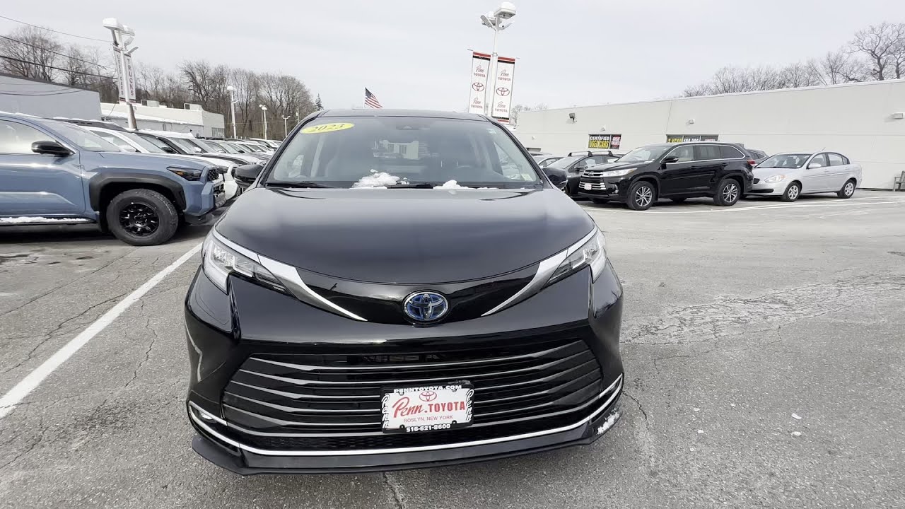 Used 2023 Toyota Sienna Limited 5TDZSKFC4PS083907 Greenvale, Westbury, Roslyn, East Hills