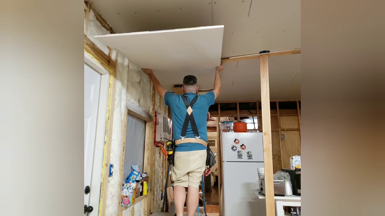 (Tips for ceiling drywall on a budget) Mobile home renovation 29