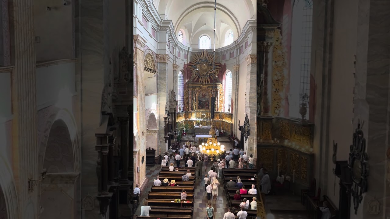 Salve Regina Caelitum (Hail Holy Queen enthroned above)