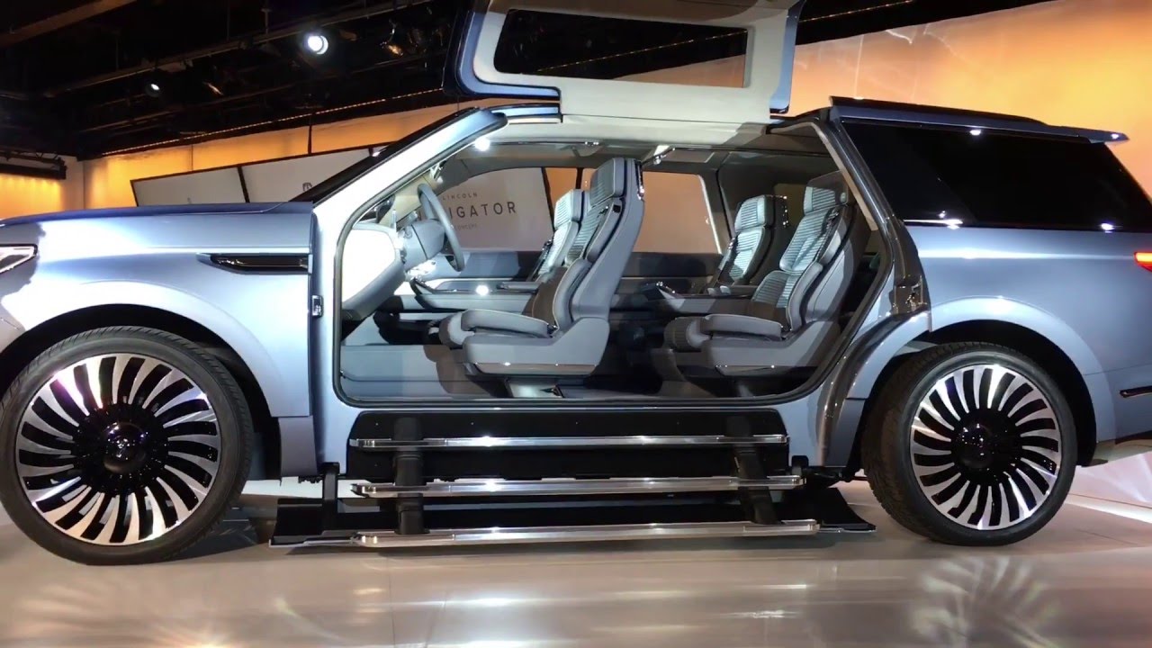 Lincoln unveils the 2016 Lincoln Navigator concept vehicle