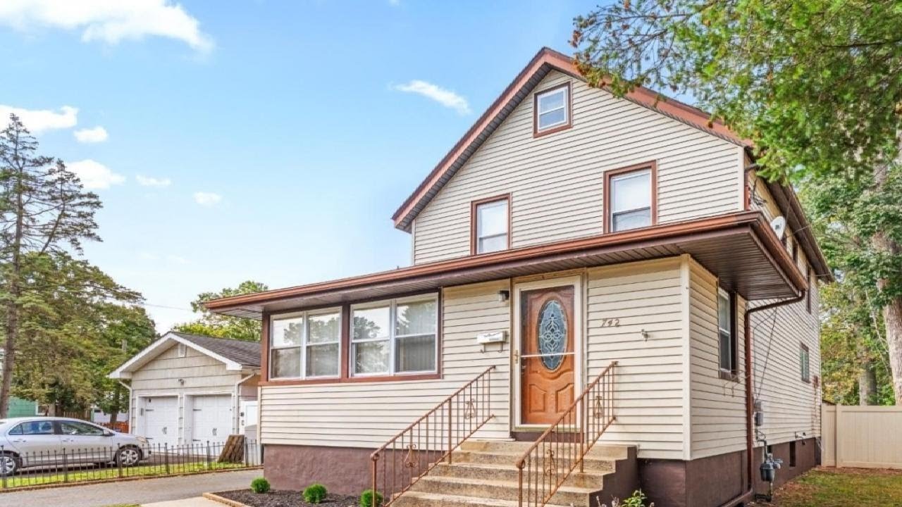 742 Dunellen Avenue, Dunellen, NJ Presented by VEERA BODAVULA.