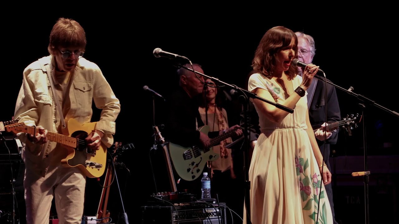 6), Wild Honey Orchestra-Fishin' Blues with Eleni Mandell, John Sebastian, and Elliot Easton