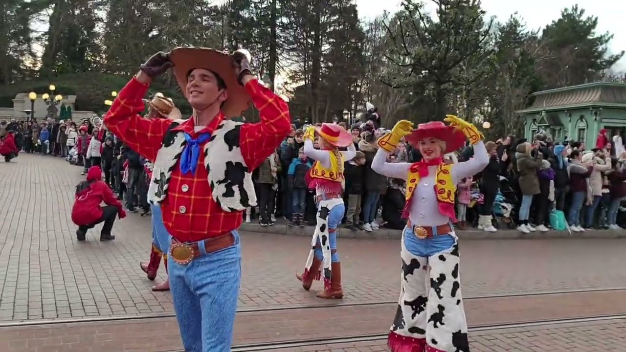Disney Stars on Parade (Disneyland Paris)🇫🇷
