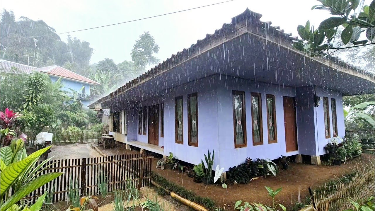 Hidup di desa, Menikmati hidup di kampung eksotis dengan suasana hujan deras