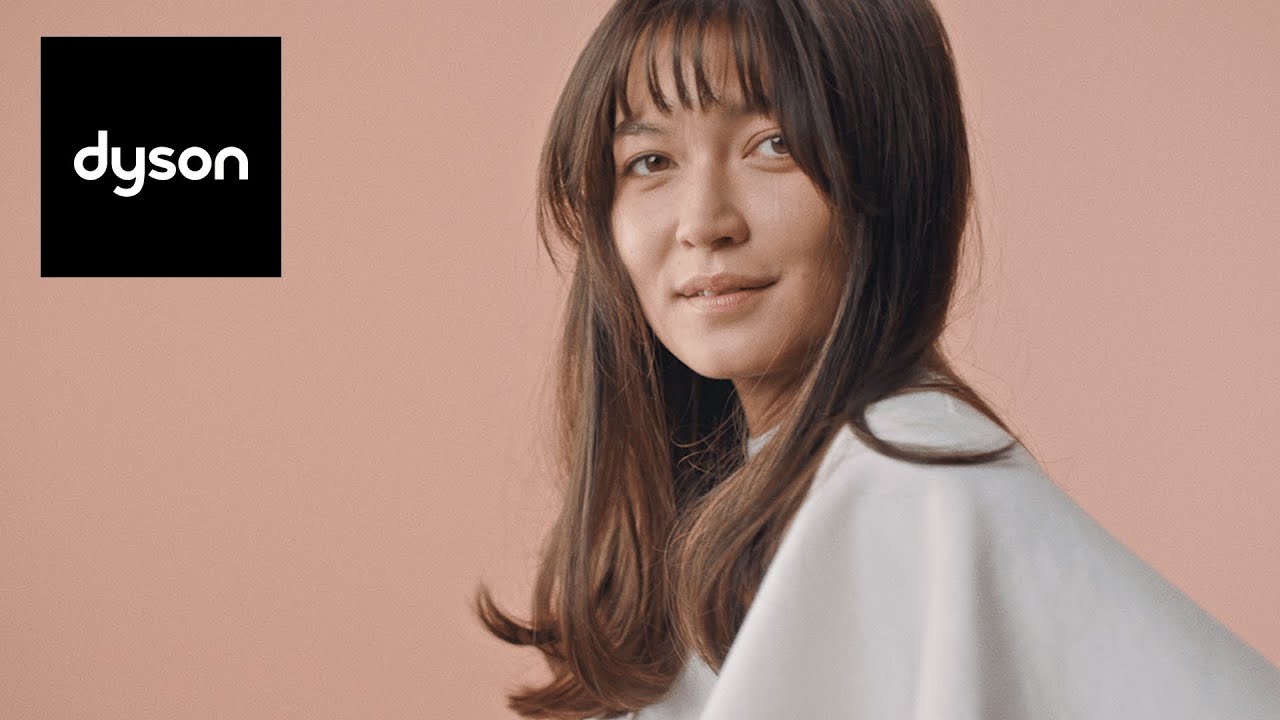 Dyson Supersonic r&trade; Tutorial: How to create a soft C-curl