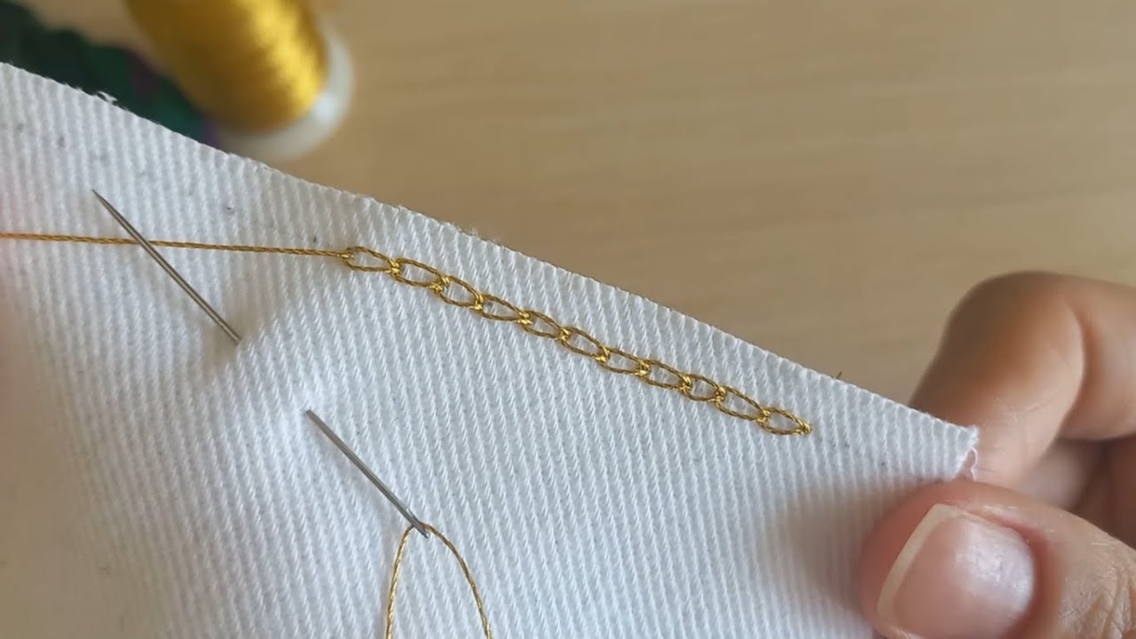 Elde Zincir Dikişi / Kumaş Kenarı Süsleme Seri: 3  (Elde Overlok Nasıl Yapılır)